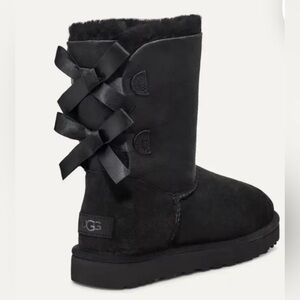 UGG| Bailey Bow II | women| size:8